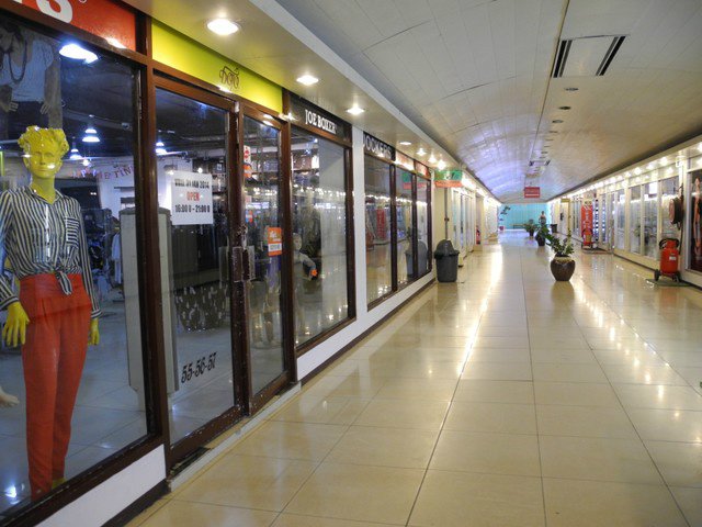 Beperkte groei in winkelverkopen