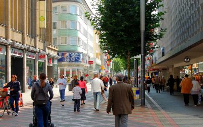 Omzet webshops stijgt alweer harder dan die van fysieke winkels in 2018